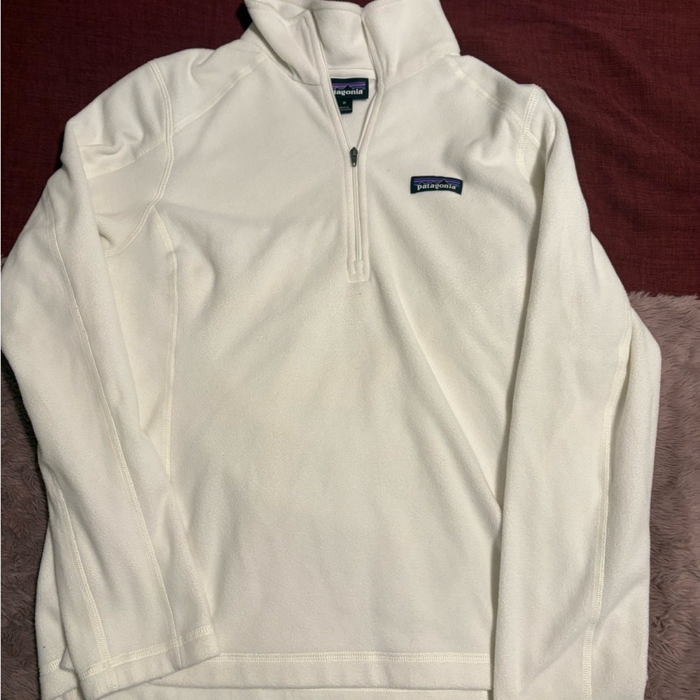 Patagonia White/ Cream Fleece Jacket